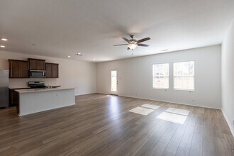 6806 Prue Rd-Unit -35 in San Antonio, TX - Building Photo - Building Photo