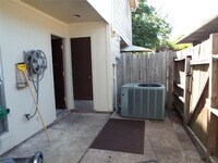 7846 Green Lawn Dr photo'