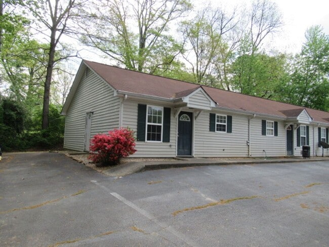 4 Marchman St in Bremen, GA - Building Photo - Building Photo