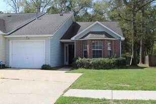 7102 Towner Trce in Tallahassee, FL - Building Photo