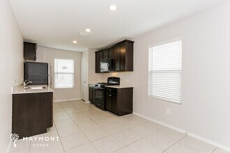 2984 Wallace Wls Ct, Unit 7 in Crandall, TX - Foto de edificio - Building Photo