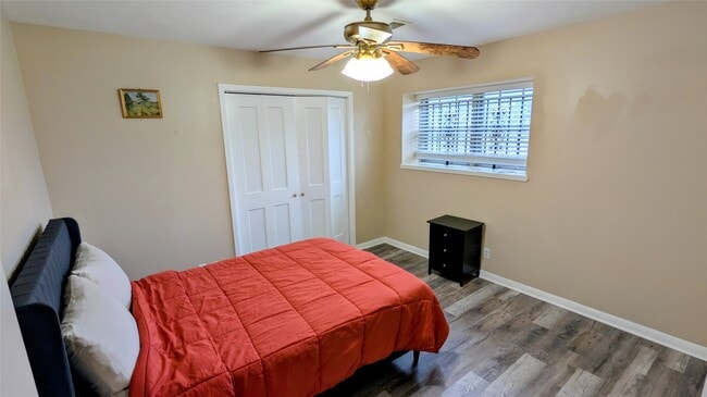 10227 Gulf Meadows Dr