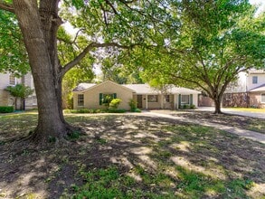 3727 W Biddison St in Fort Worth, TX - Building Photo - Building Photo