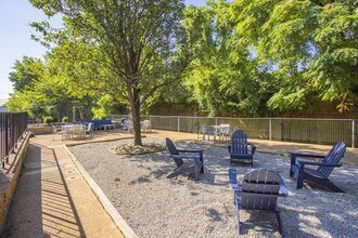 Belmont Place Apartments in Nashville, TN - Building Photo - Building Photo