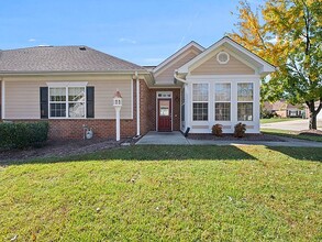 4720 Ivy Crest Ct in Raleigh, NC - Building Photo - Building Photo