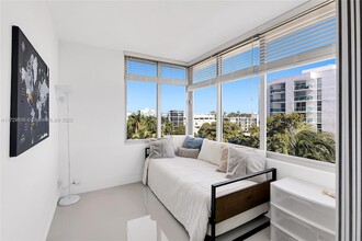 1000 West Ave, Unit 503 in Miami Beach, FL - Building Photo - Building Photo