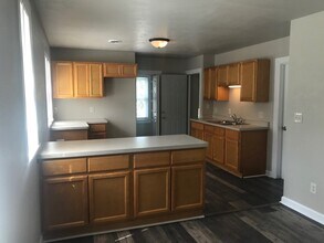 3123-23A N 37th St in Milwaukee, WI - Building Photo - Building Photo