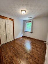 17 Sunrise Terrace-Unit -2nd Floor in Bristol, CT - Foto de edificio - Building Photo