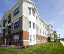 Camelot at Marlboro in Morganville, NJ - Building Photo - Building Photo