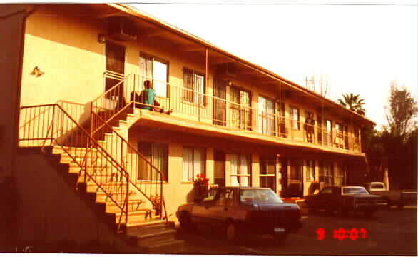 6064 Fulton Ave in Van Nuys, CA - Building Photo - Building Photo