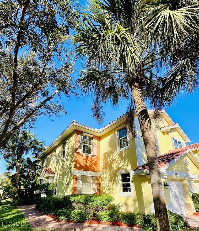 4400 Lazio Way in Ft. Myers, FL - Building Photo - Building Photo