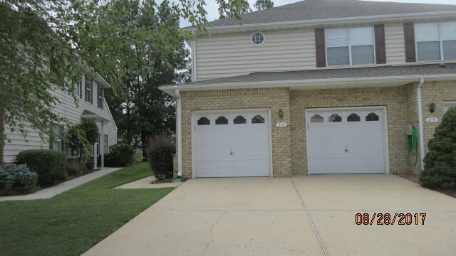 213 Belmont Cir in Yorktown, VA - Building Photo - Building Photo
