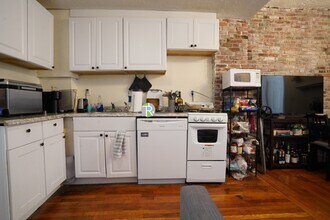 72 Revere St in Boston, MA - Foto de edificio - Building Photo