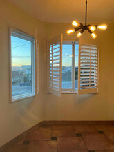 1630 Griffith Park Blvd-Unit -4 in Los Angeles, CA - Building Photo - Building Photo