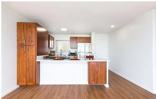property at 98-707-707 Iho Pl