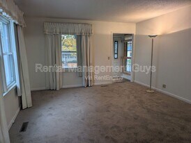 5027 6th St NE in Minneapolis, MN - Building Photo