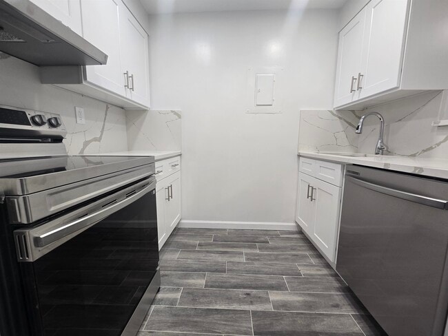 property at 133 Harmon Cove Tower