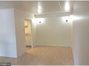 207 Village Walk in Exton, PA - Building Photo - Building Photo