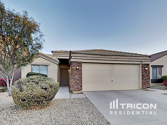 3332 W Wayland Dr in Phoenix, AZ - Building Photo - Building Photo