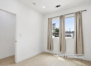 1395 Vine St in San Jose, CA - Foto de edificio - Building Photo