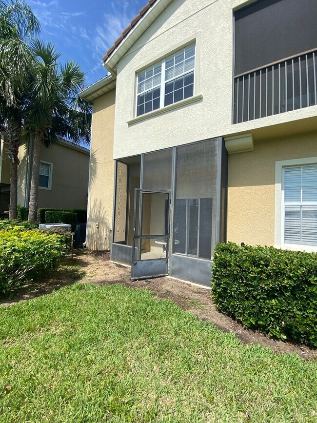 property at 2775 Oakwater Dr