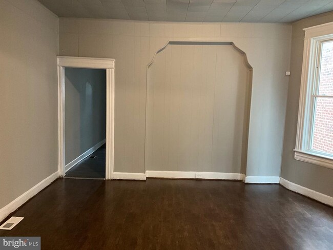 416 N Hilton St in Baltimore, MD - Foto de edificio - Building Photo