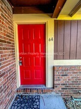 64 Country Pl Ct in Alpharetta, GA - Foto de edificio - Building Photo