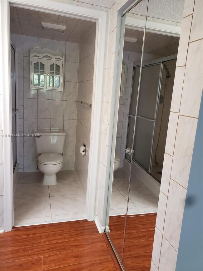 1300 SW 125th Ave in Pembroke Pines, FL - Building Photo - Building Photo