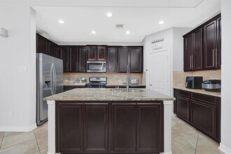 10009 Boulder Bend Ln in Brookshire, TX - Building Photo - Building Photo