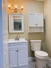 554 Clubhouse Dr in Middletown, NJ - Building Photo - Building Photo