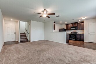 6508 Sabinal, Unit CH2 in San Antonio, TX - Building Photo - Building Photo