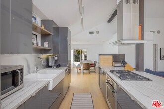 12312 Charnock Rd in Los Angeles, CA - Building Photo - Building Photo