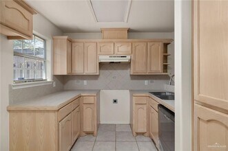 11 Jubilee Ave in Pharr, TX - Building Photo - Building Photo