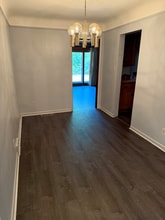 7241 Lucerne St in Dearborn Heights, MI - Foto de edificio - Building Photo