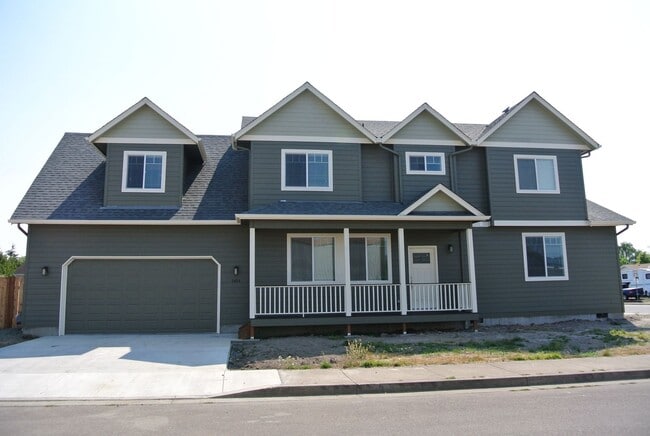 property at 2604 Newton St