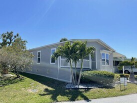 4270 74th St N in West Palm Beach, FL - Building Photo