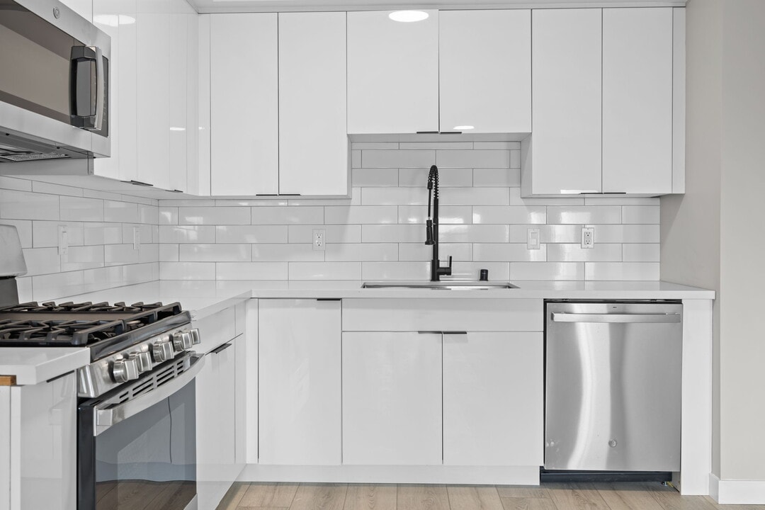 12714 S Figueroa St in Los Angeles, CA - Foto de edificio