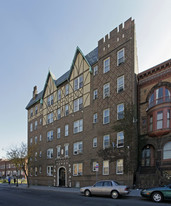 546 Bergen Ave Apartments