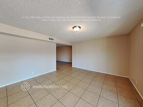 4213 W Northview Ave in Phoenix, AZ - Foto de edificio - Building Photo