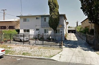 6934 Hinds Ave in North Hollywood, CA - Building Photo - Building Photo