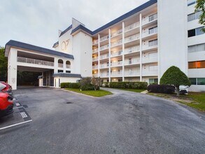 151 Calhoun Ave, Unit 108 in Destin, FL - Foto de edificio - Building Photo