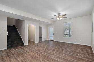 327 S Florence Ave in Springfield, MO - Building Photo - Building Photo