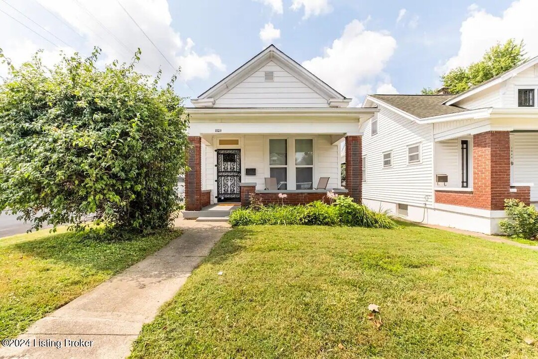 1046 Charles St in Louisville, KY - Foto de edificio