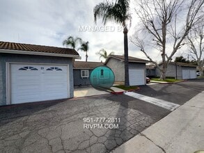 9505 Arlington Ave in Riverside, CA - Building Photo - Building Photo