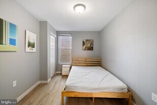 621 S 18th St in Philadelphia, PA - Building Photo