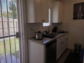22295 SW 108th Ave in Miami, FL - Building Photo - Building Photo
