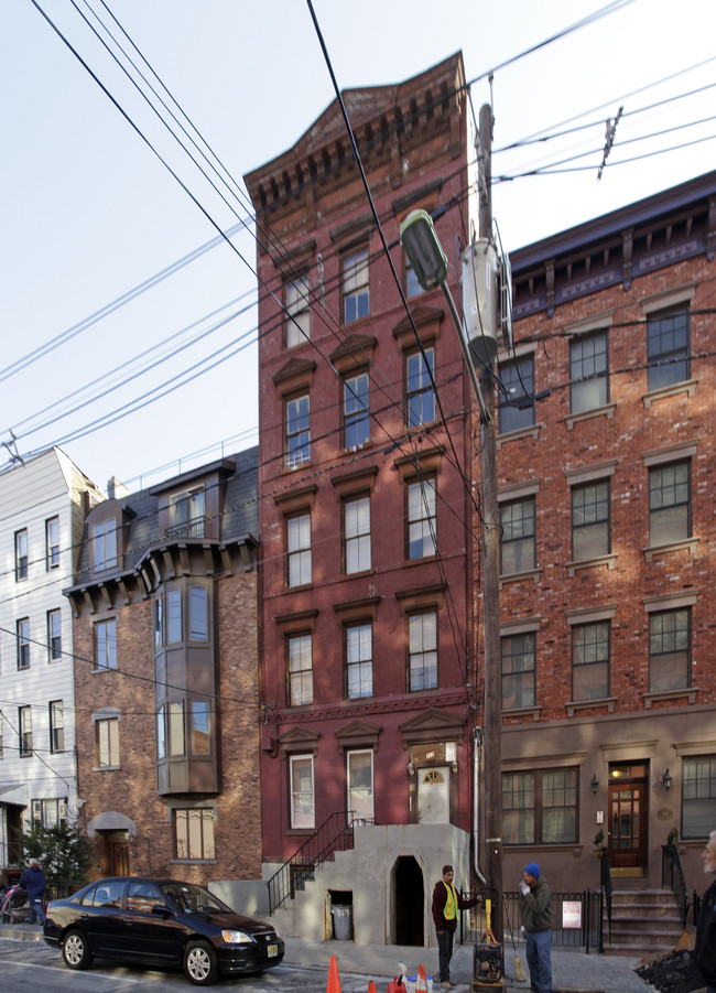 Grand Street-I in Hoboken, NJ - Building Photo - Building Photo