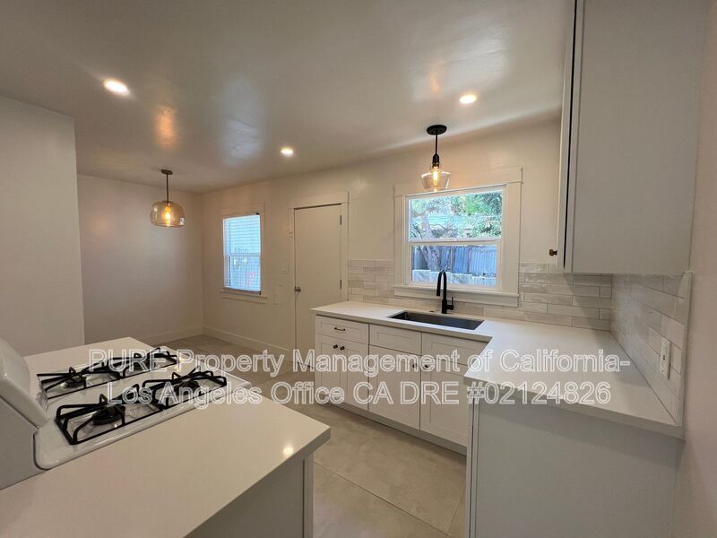 629 W 23rd St in Los Angeles, CA - Building Photo
