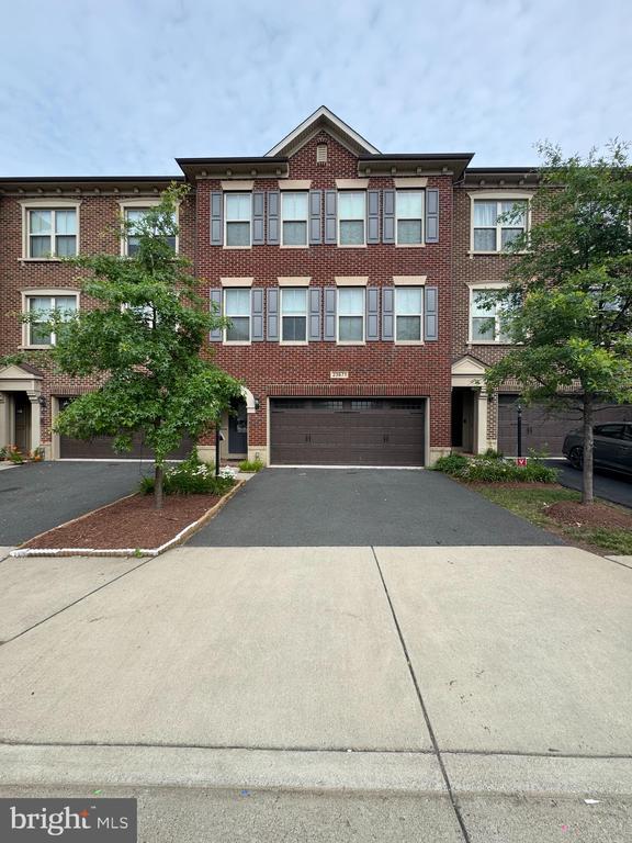 23671 Sailfish Square in Ashburn, VA - Building Photo - Building Photo