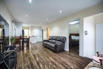 14 Moray Pl in Toronto, ON - Building Photo - Building Photo